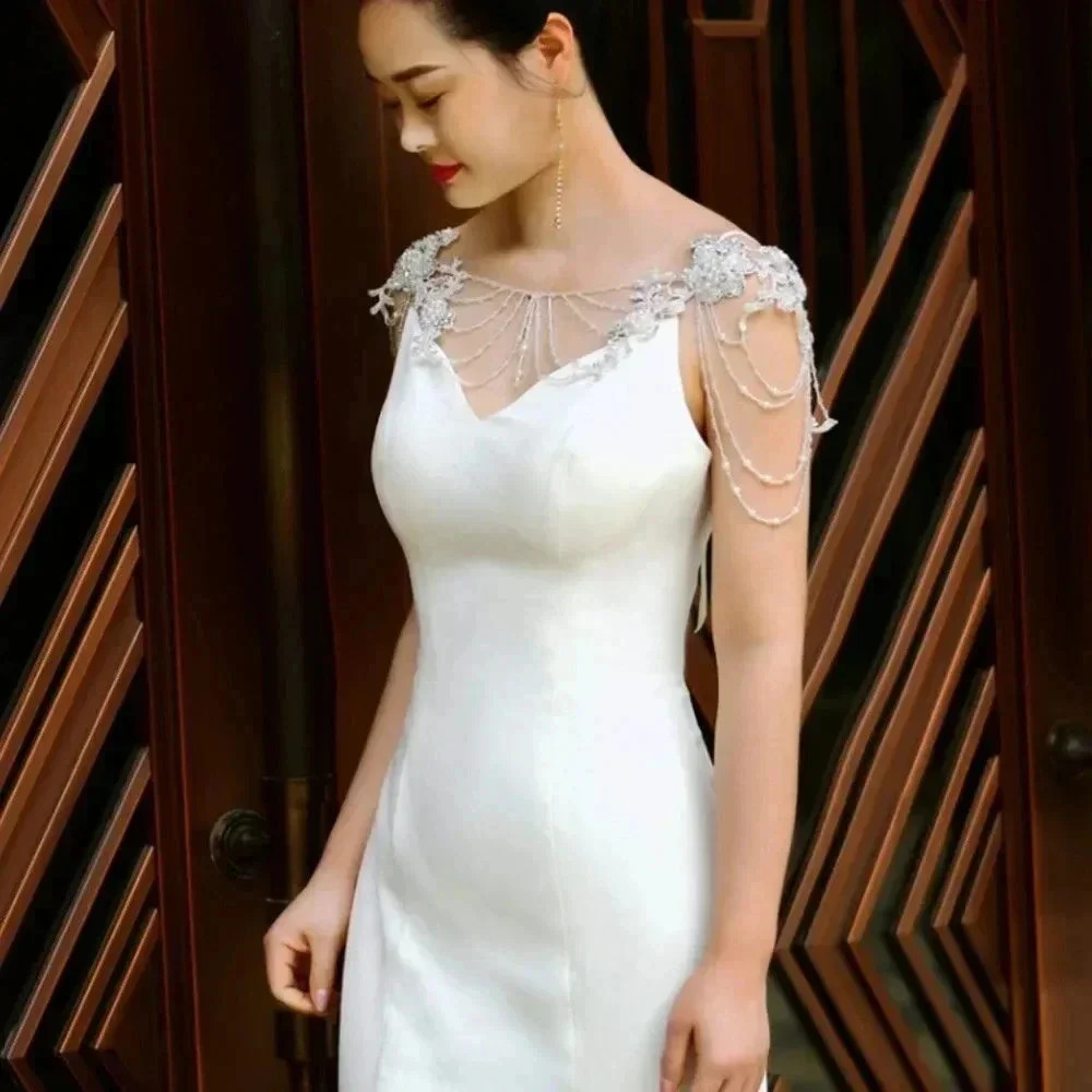 (ON SALE) Elegant Handmade Bridal Shoulder Wrap - Picture 3 of 5